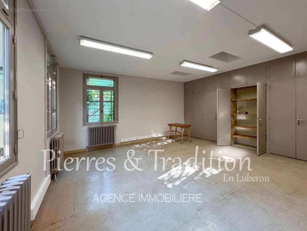 Ensemble de deux habitations avec jardin à proximité immédiate du centre ville d'Apt - photo 18