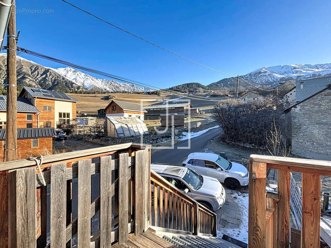 Appartement à JAUSIERS