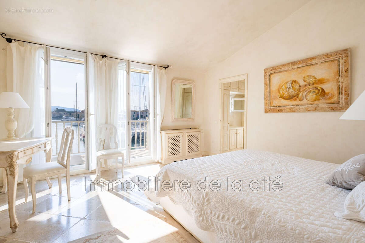 Maison à GRIMAUD