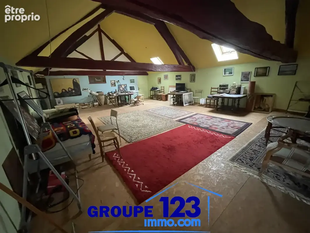 Au coeur de la Puisaye touristique, double longère de 390 m2 sur terrain de 2413m2 au calme - photo 24