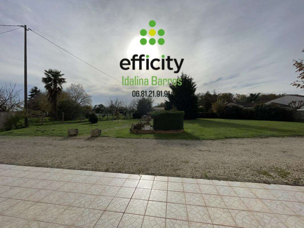 Maison à SAINT-BRIS-DES-BOIS