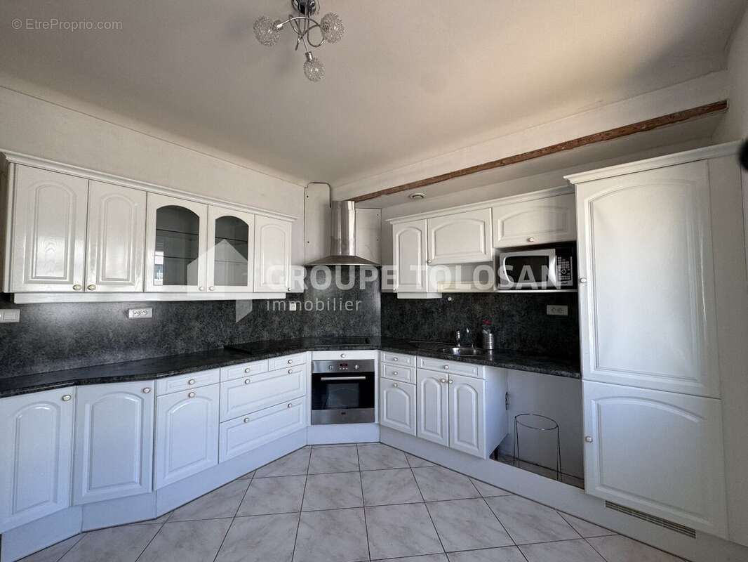 Appartement 75 m² à Castres  - photo 3