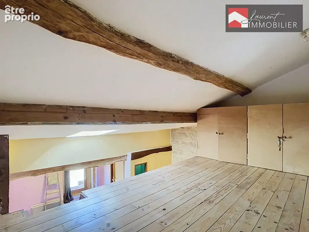 En exclusivité: Maison pleine de charme à PRETY - photo 10