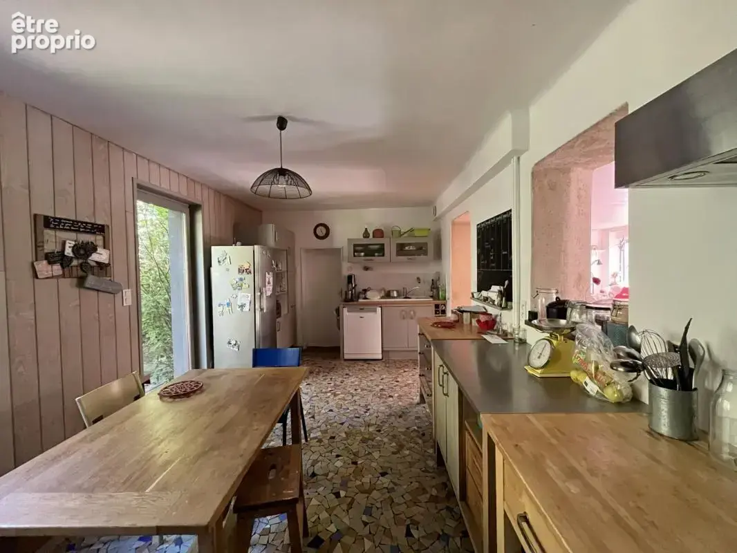 Maison en pierre de 183m² avec 5 chambres et grande dépendance à plessé - photo 2
