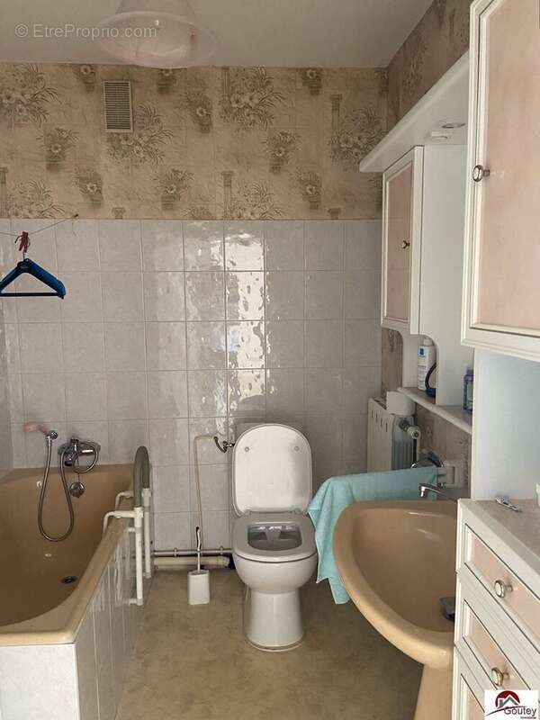 Appartement 48 m² à Roanne  - photo 7