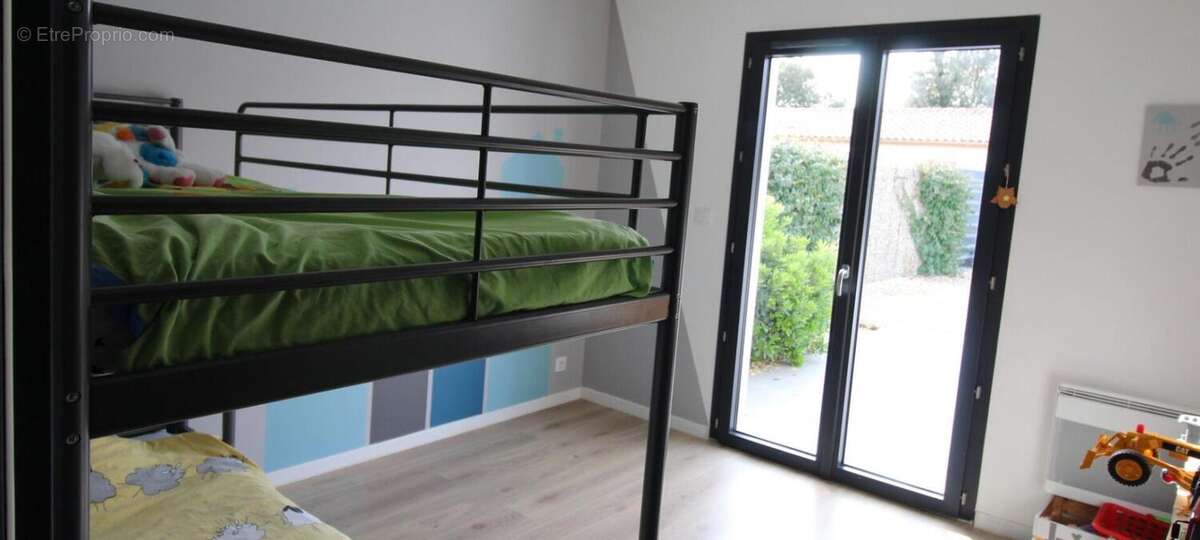 Maison à MEJANNES-LE-CLAP