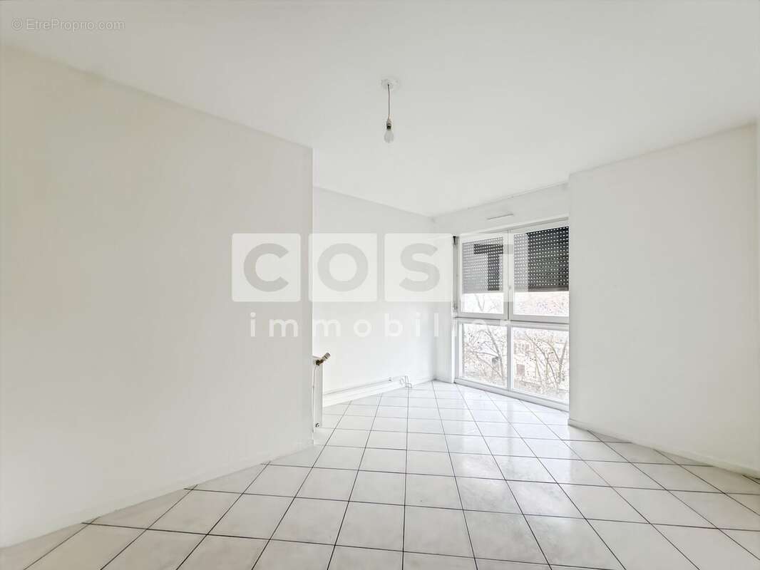 Appartement à COLOMBES