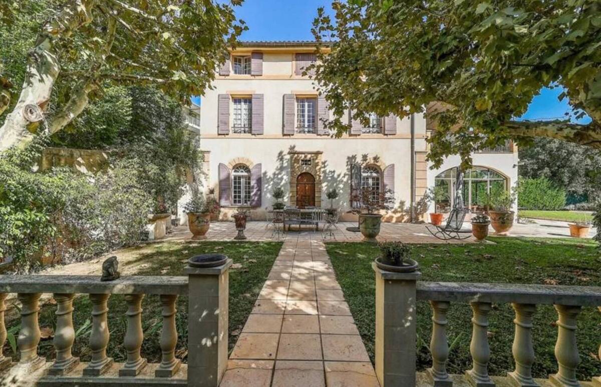 Maison à AIX-EN-PROVENCE