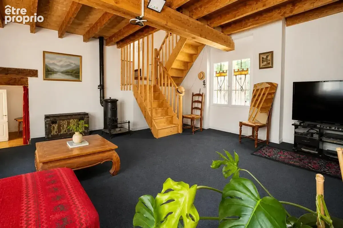 Maison de 6 pièces de 150 m² à Payrin-Augmontel - photo 4