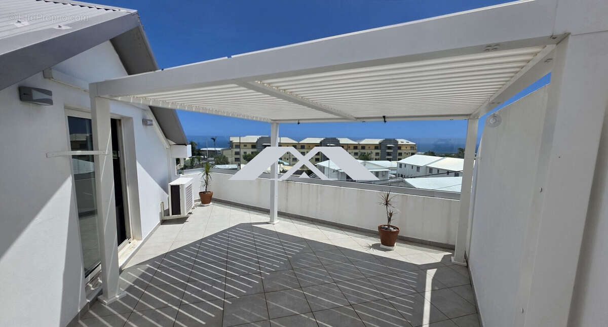 Appartement à SAINT-DENIS