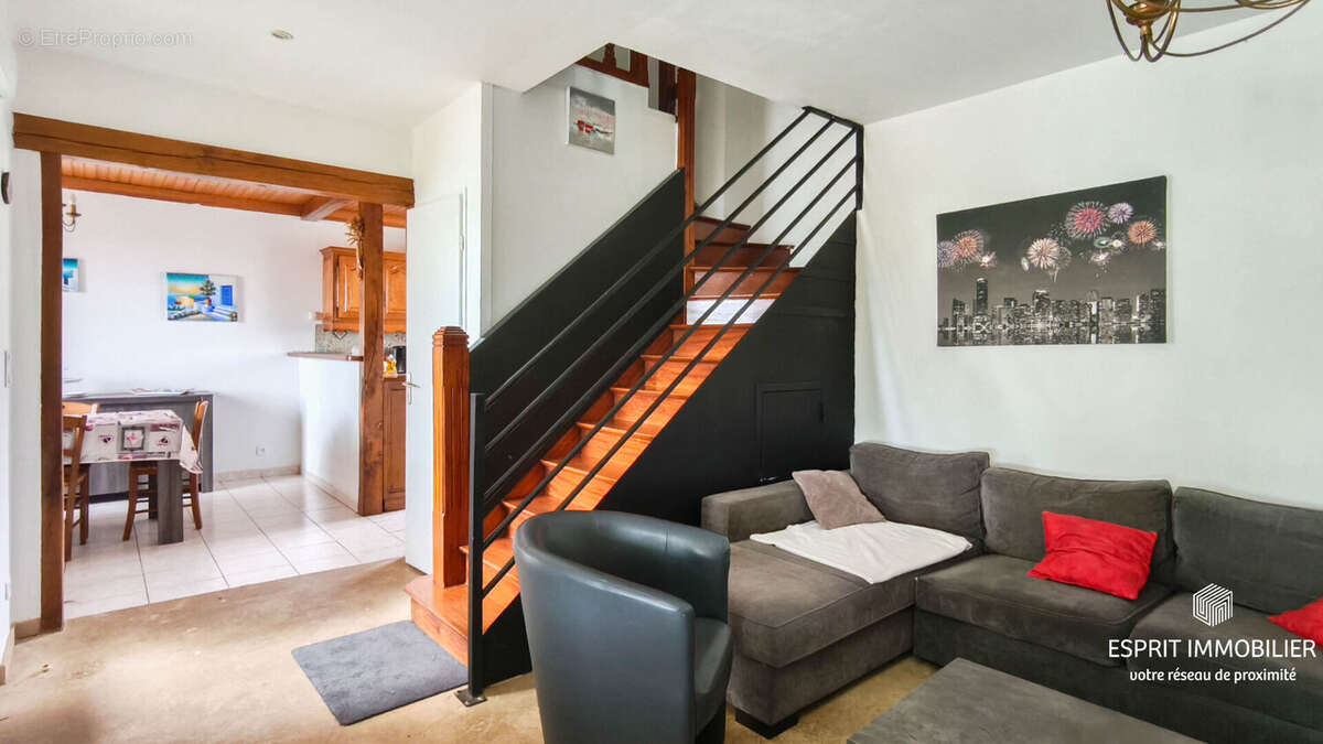 Maison à PONT-AVEN