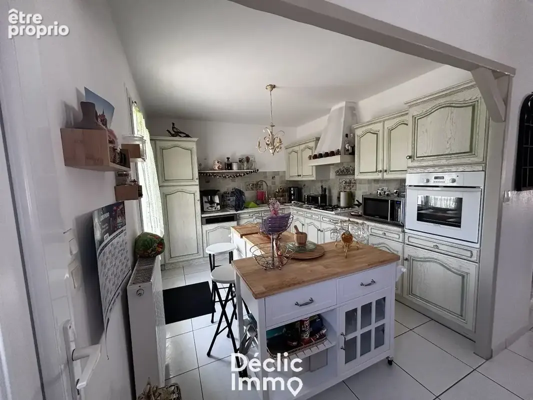 Maison individuelle avec piscine et 7 000 m² de terrain  Candes-Saint-Martin (37500) - photo 5