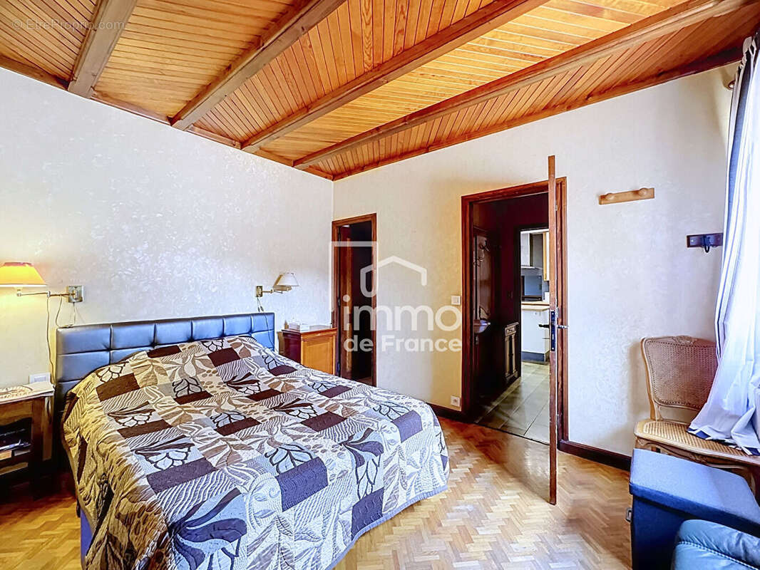 Maison  6 pièce(s) 175 m2 - photo 5