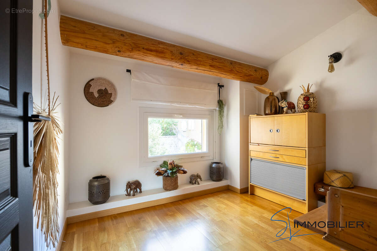 Maison à MARSEILLE-6E