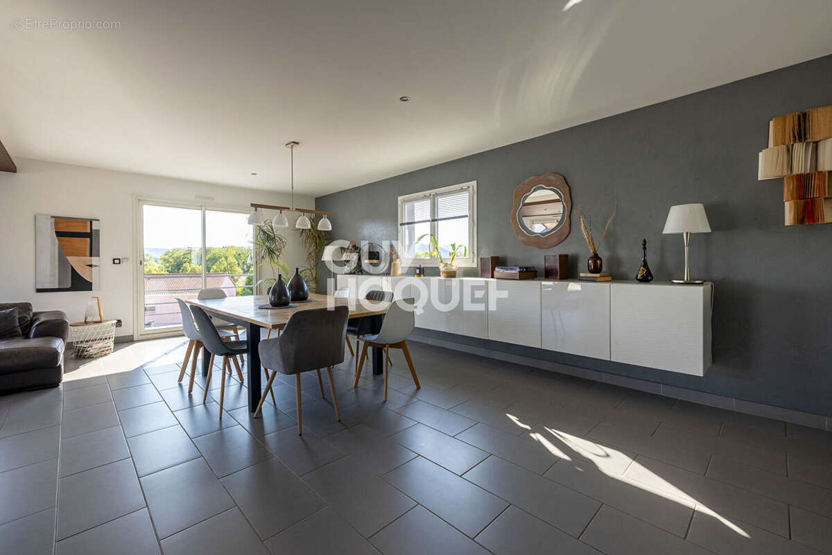 Maison Le Cendre 156 m2 - 4 chambres - Piscine - photo 6