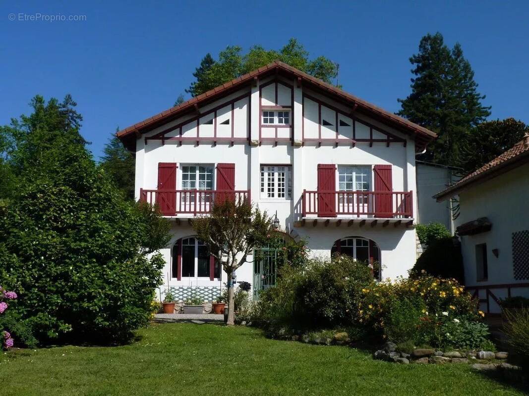 Maison à SALIES-DE-BEARN