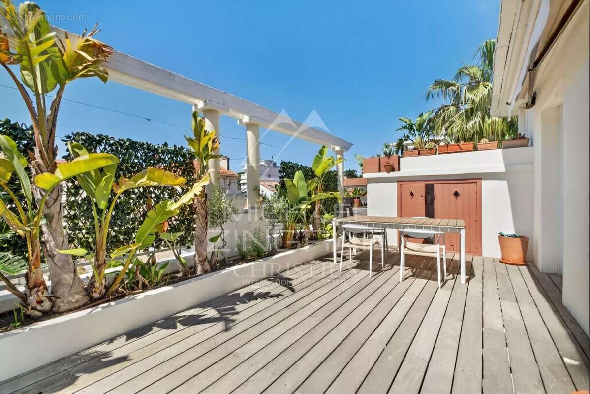 Appartement à CANNES