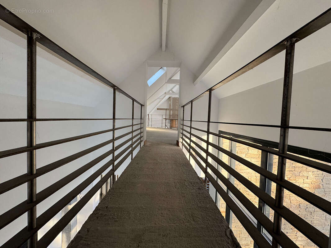 Maison à LES MESNULS