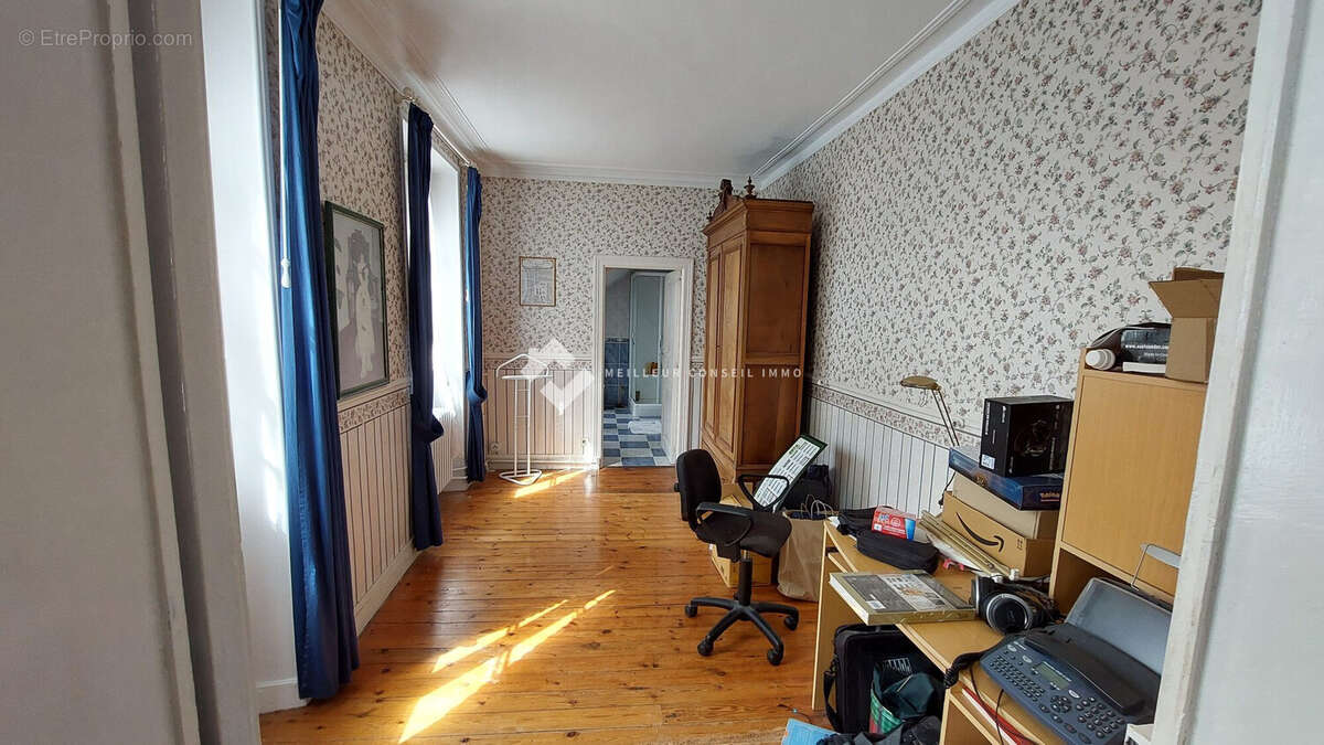 Maison 183 m² à Thoiry  - photo 7