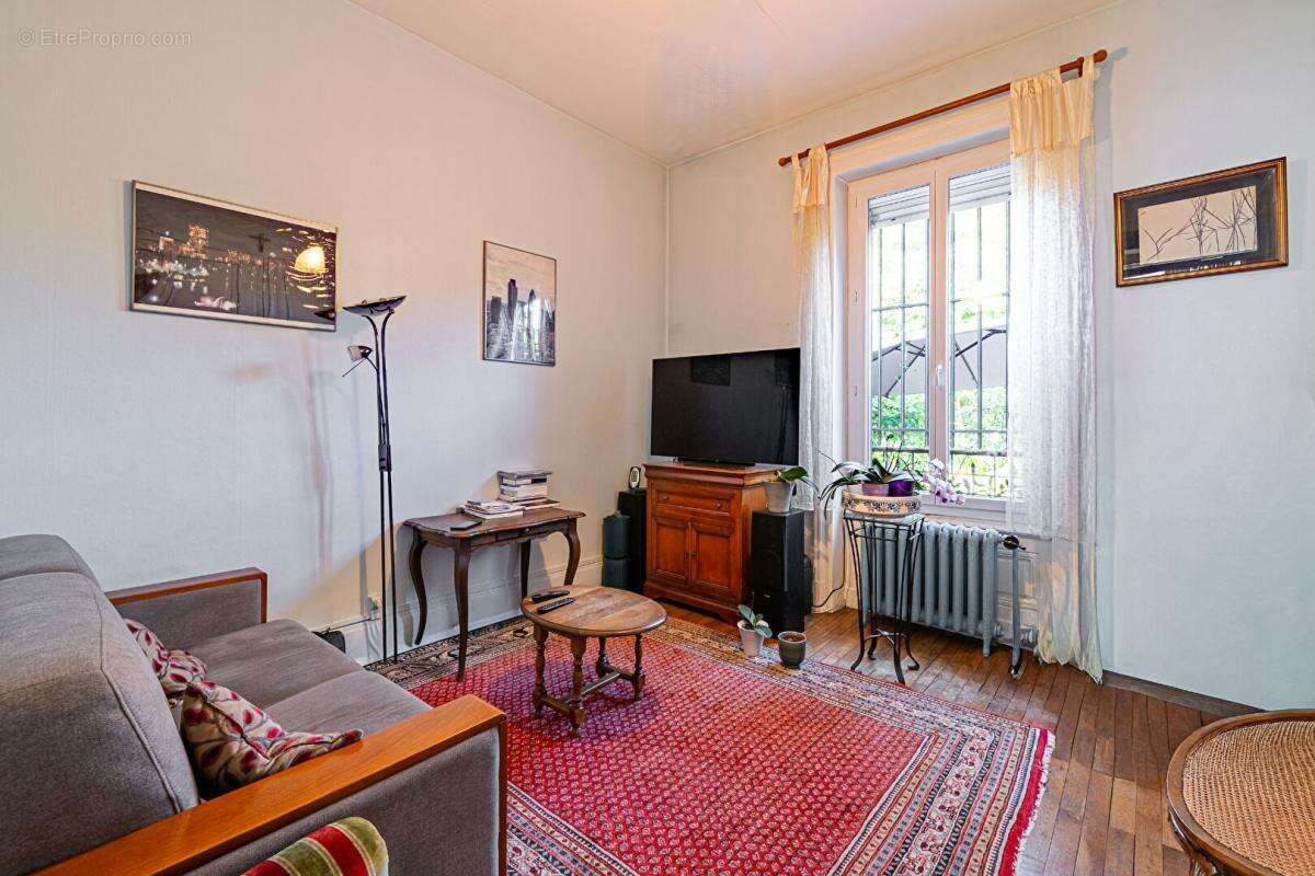 Appartement à CALUIRE-ET-CUIRE