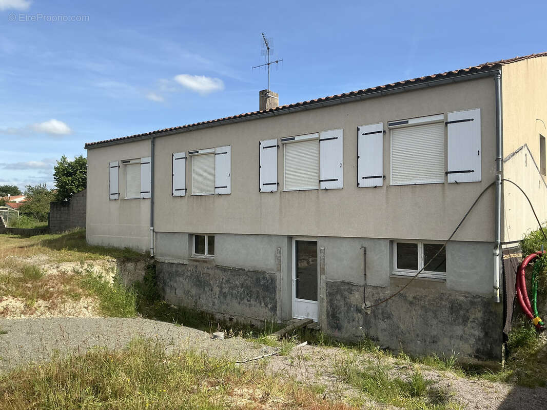 Maison à TREIZE-SEPTIERS