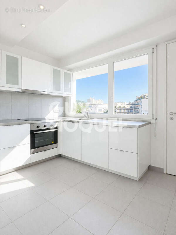 Appartement à PARIS-12E