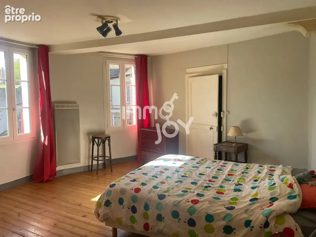 Longny les Village, proche cenntre ville, maison d habiation divisée en 2 aapartements avec cour... - photo 12