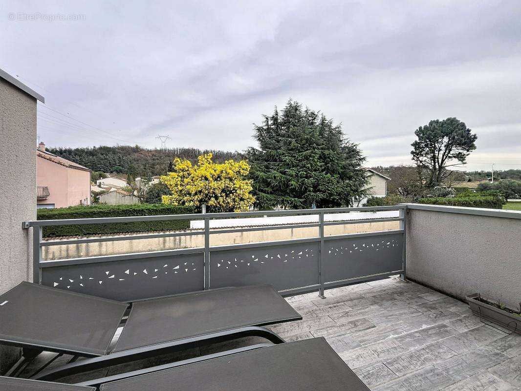 Maison à CHATEAUNEUF-SUR-ISERE