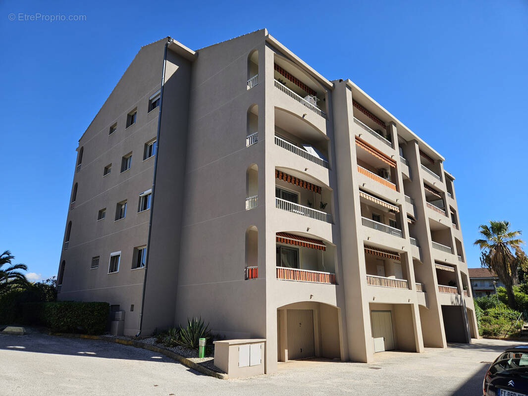 Appartement à HYERES