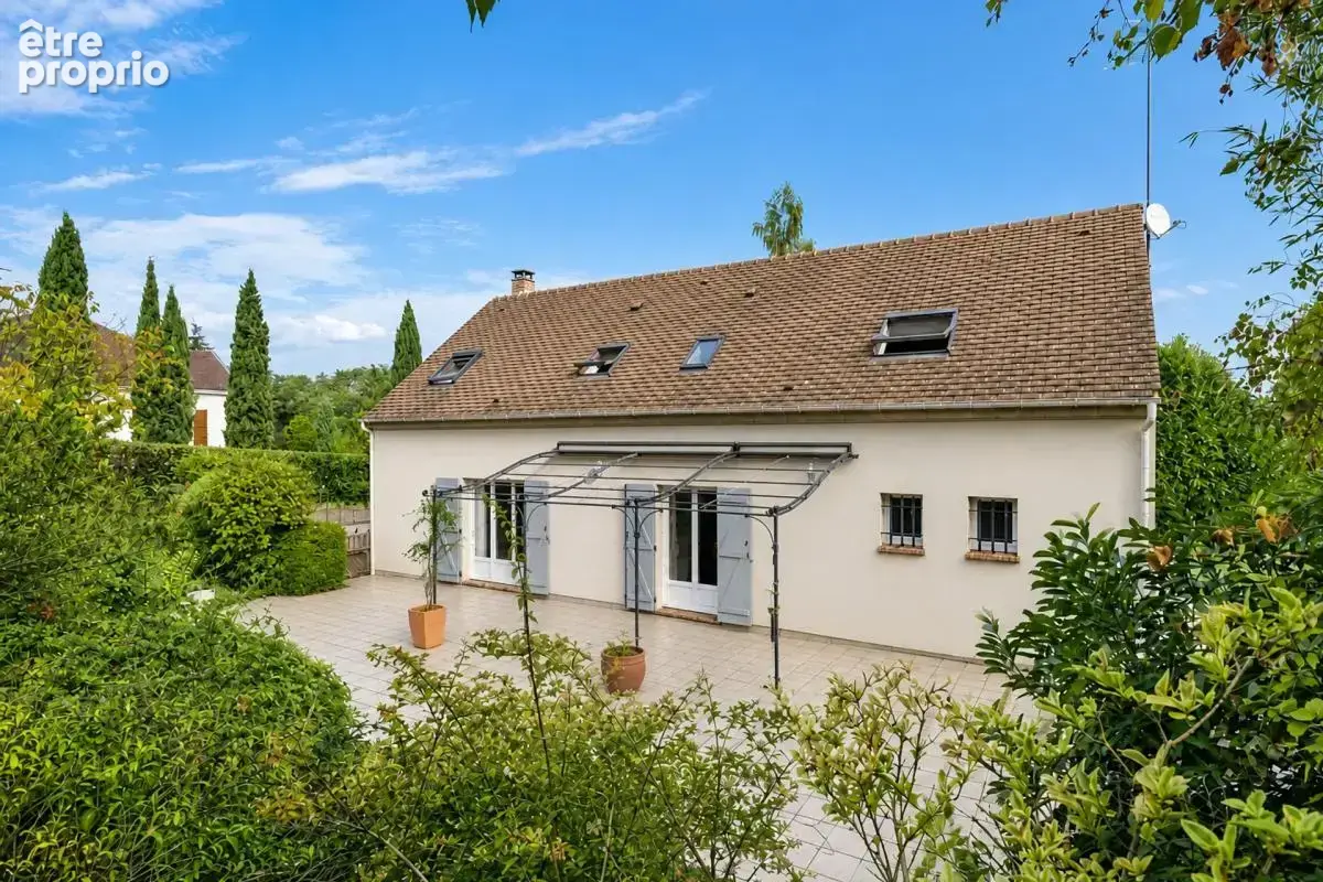 LUZARCHES – Une propriété rare au cœur de 2 646 m² de verdure - photo 24