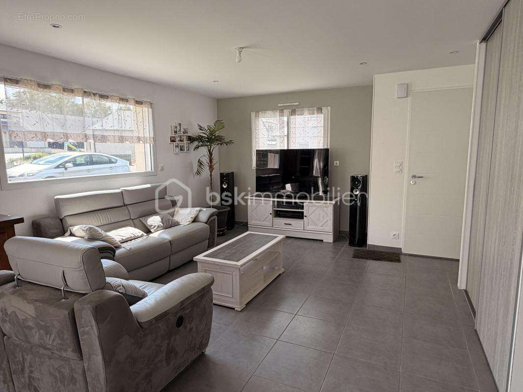 En Exclusivité Maison 93m2 2 chambres - photo 5