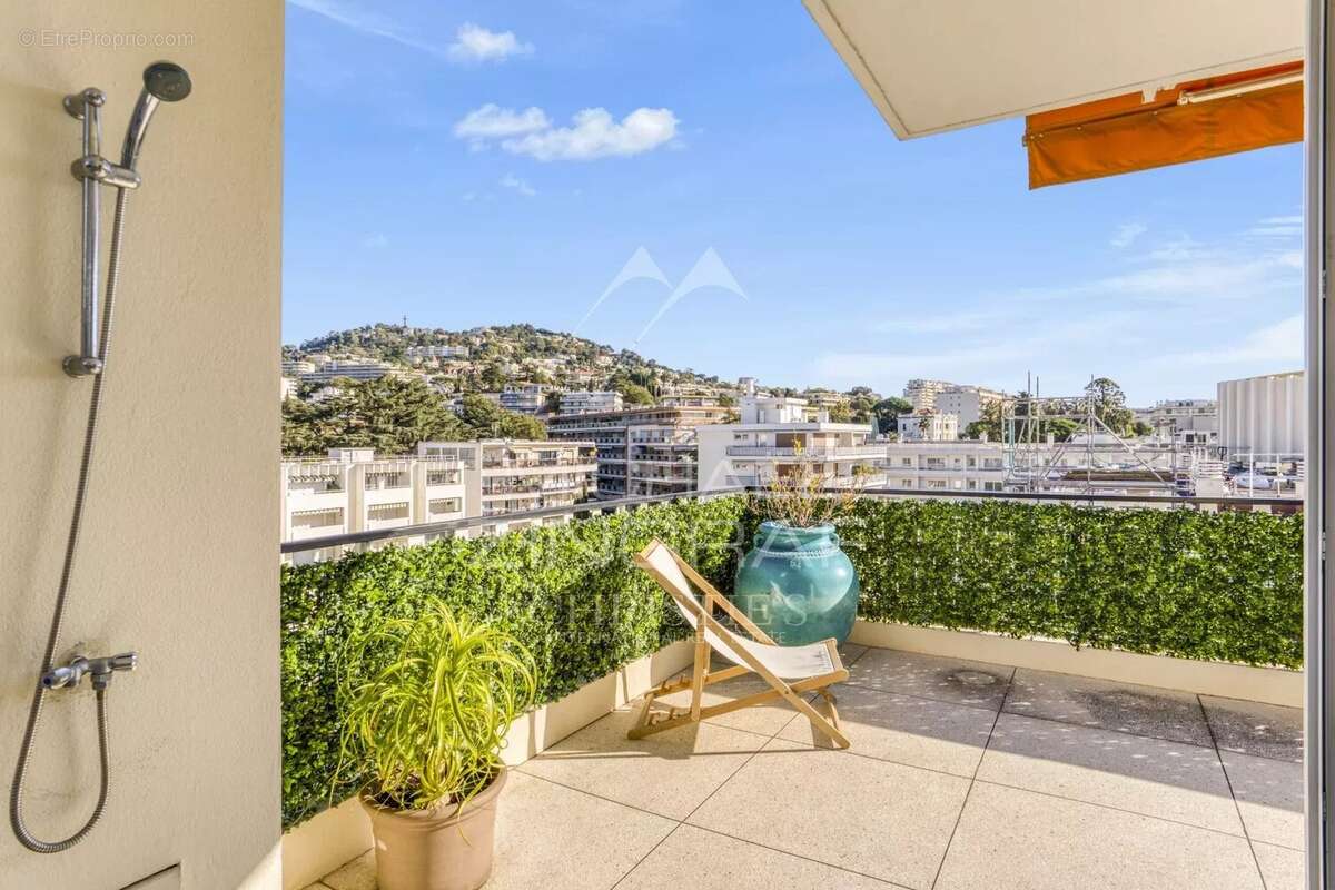 Appartement à CANNES