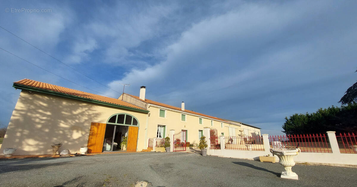 Maison à LA REOLE