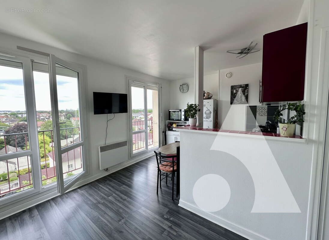 Appartement à LA CHAPELLE-SAINT-LUC