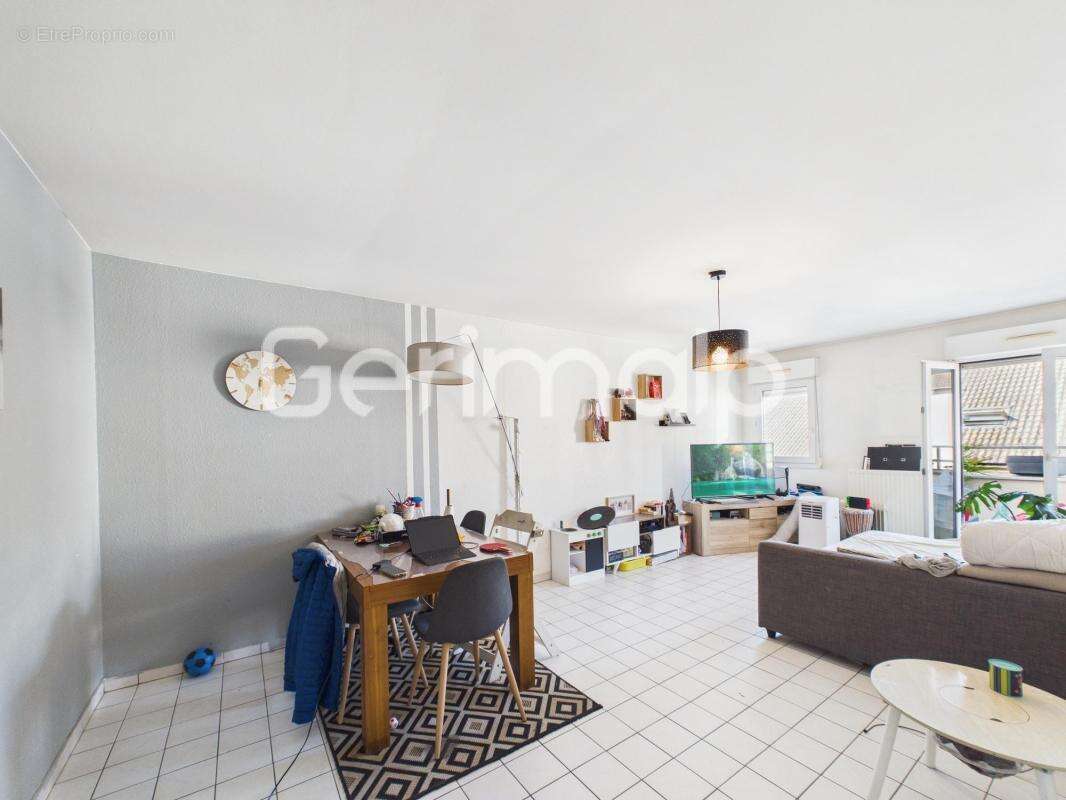Appartement à CRAN-GEVRIER