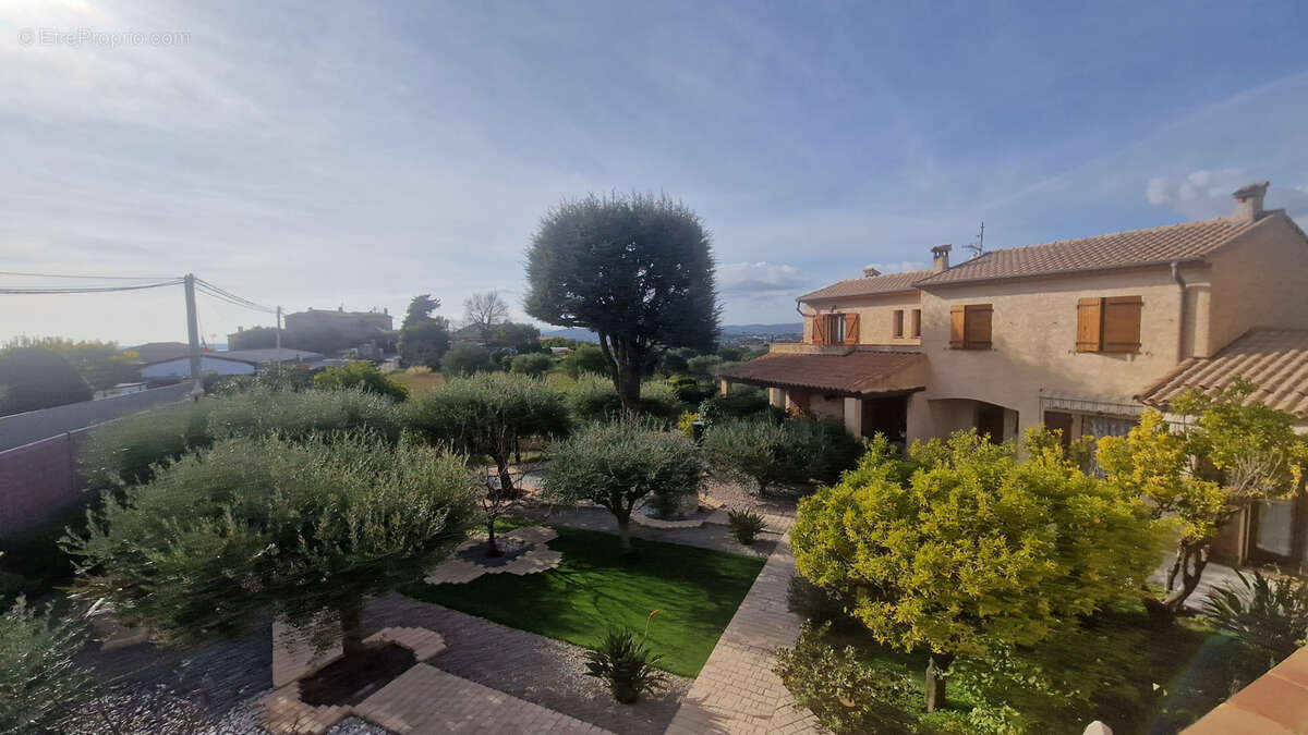 Maison à CAGNES-SUR-MER