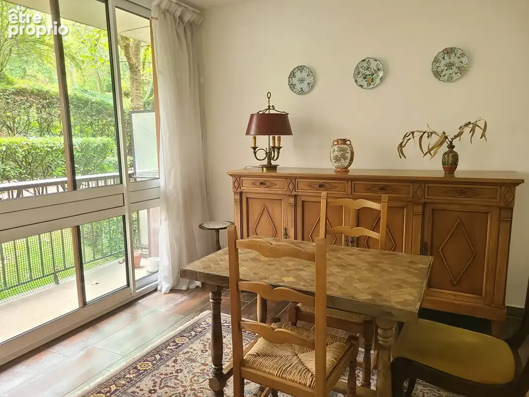 Photo Appartement à Fontenay-Le-Fleury au prix de 151 000€