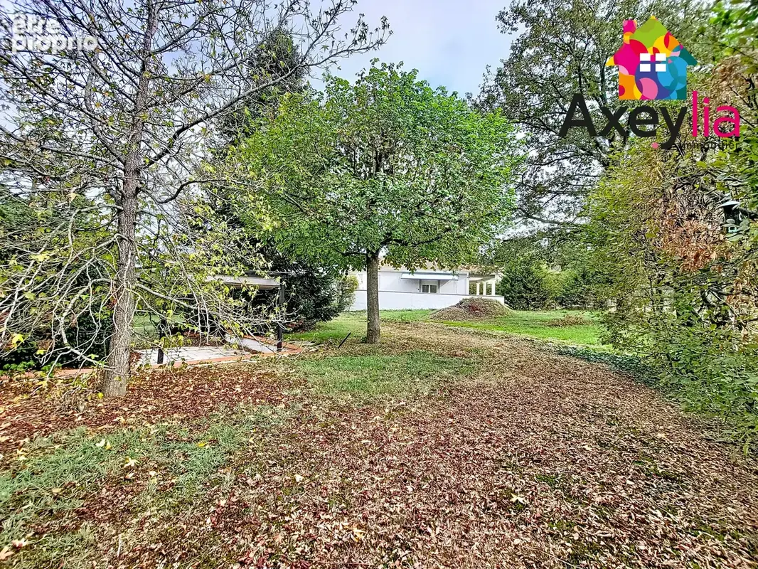 A vendre - commelle- vernay - terrain constructible - photo 2