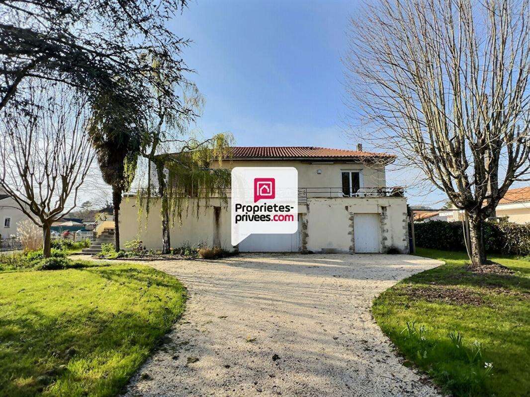 Maison à SAINT-ASTIER