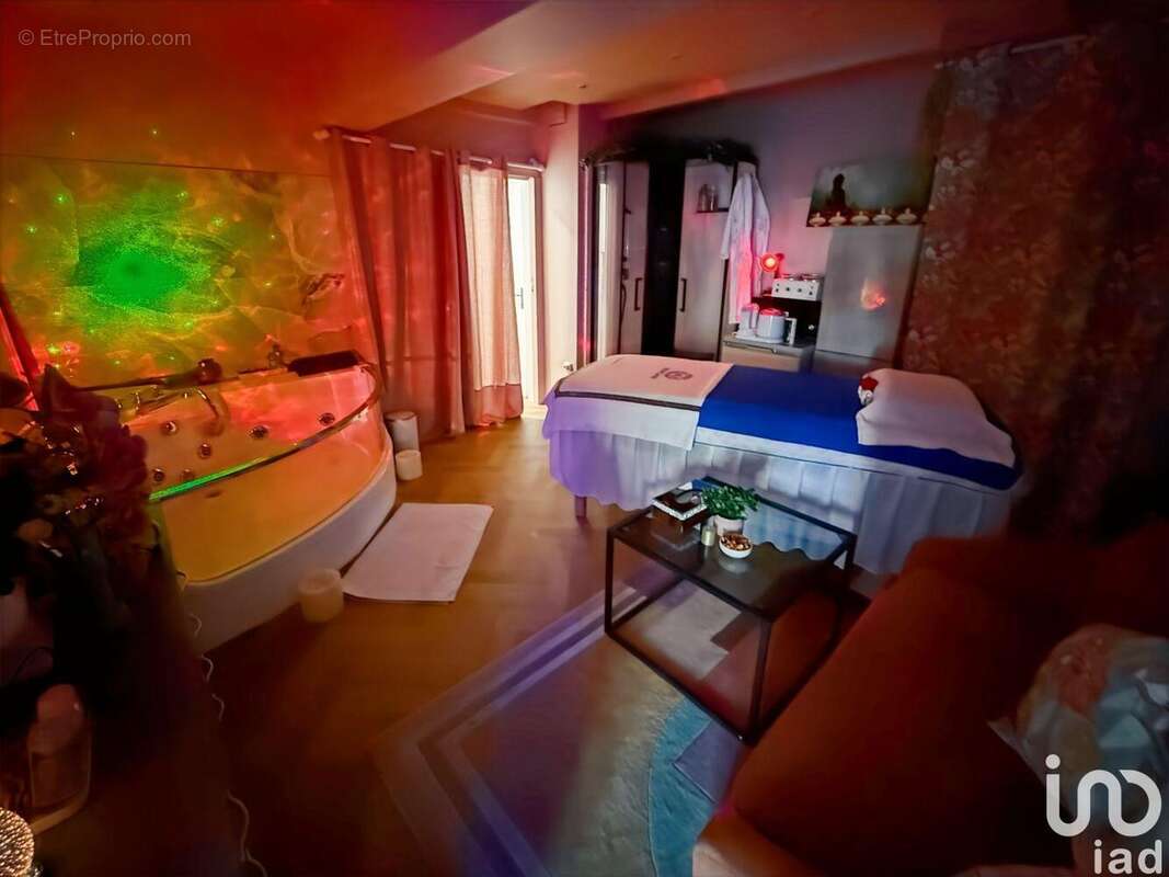 Photo 6 - Commerce à MARSEILLE-8E