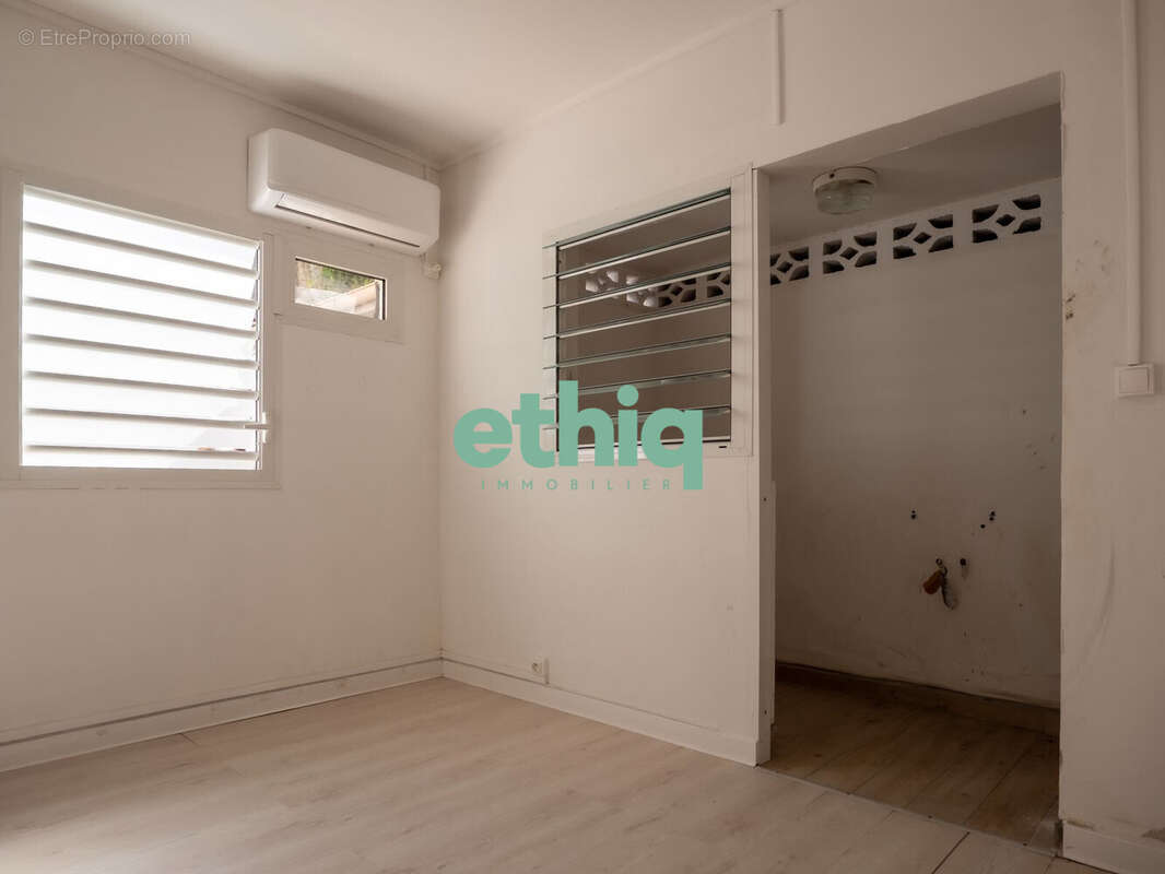 Appartement à POINTE-A-PITRE