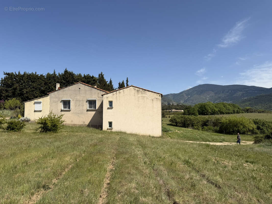 Maison à MALAUCENE