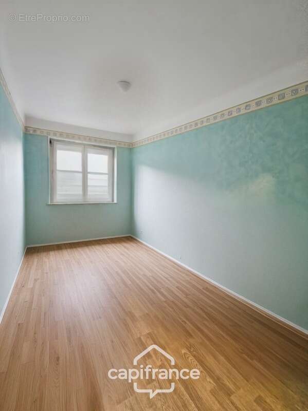 Maison à SAINT-SORLIN-EN-VALLOIRE