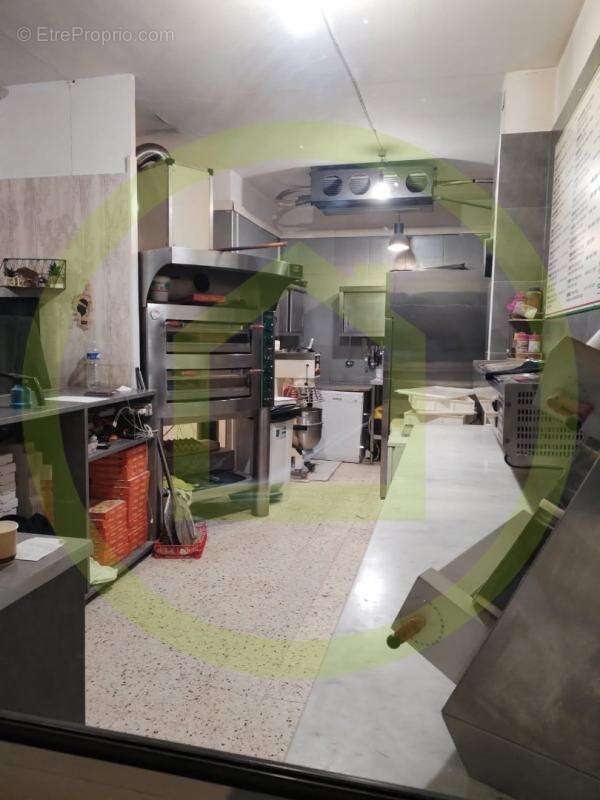 Commerce à SAINT-LAURENT-DU-VAR