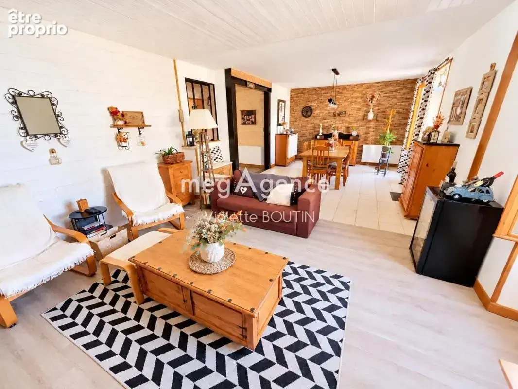 Maison de charme – Beaux volumes, 3 chambres et jardin - photo 2