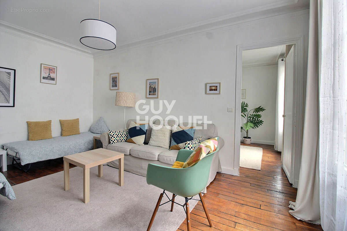 Appartement à PARIS-9E
