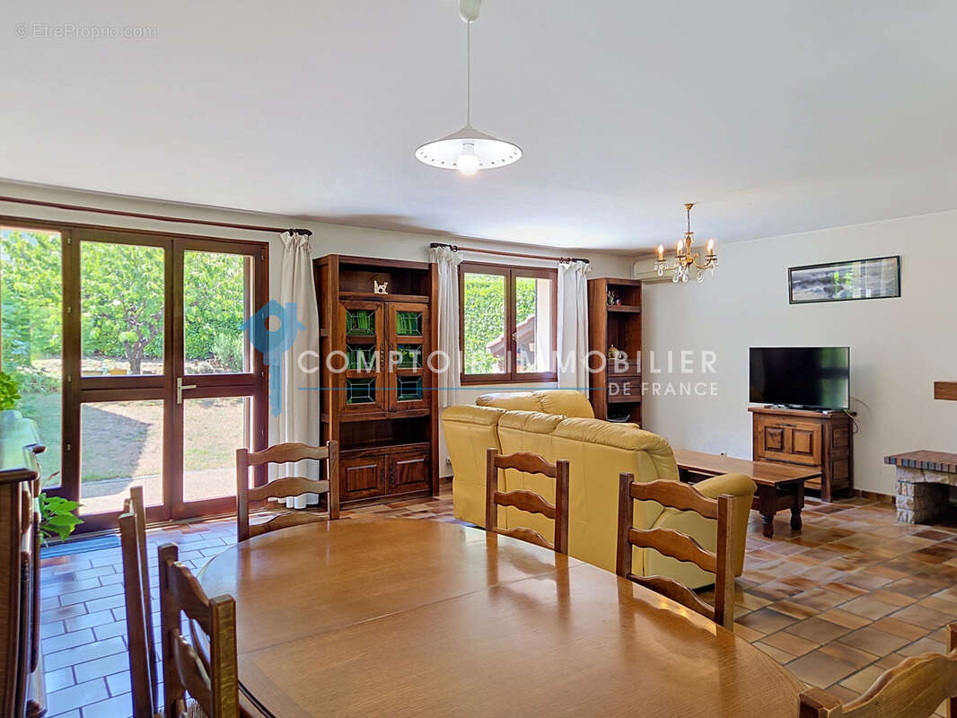 Maison mitoyenne a vendre - crolles 38920 -  gresivaudan - agence immobiliere - immobilier 38 - - photo 2