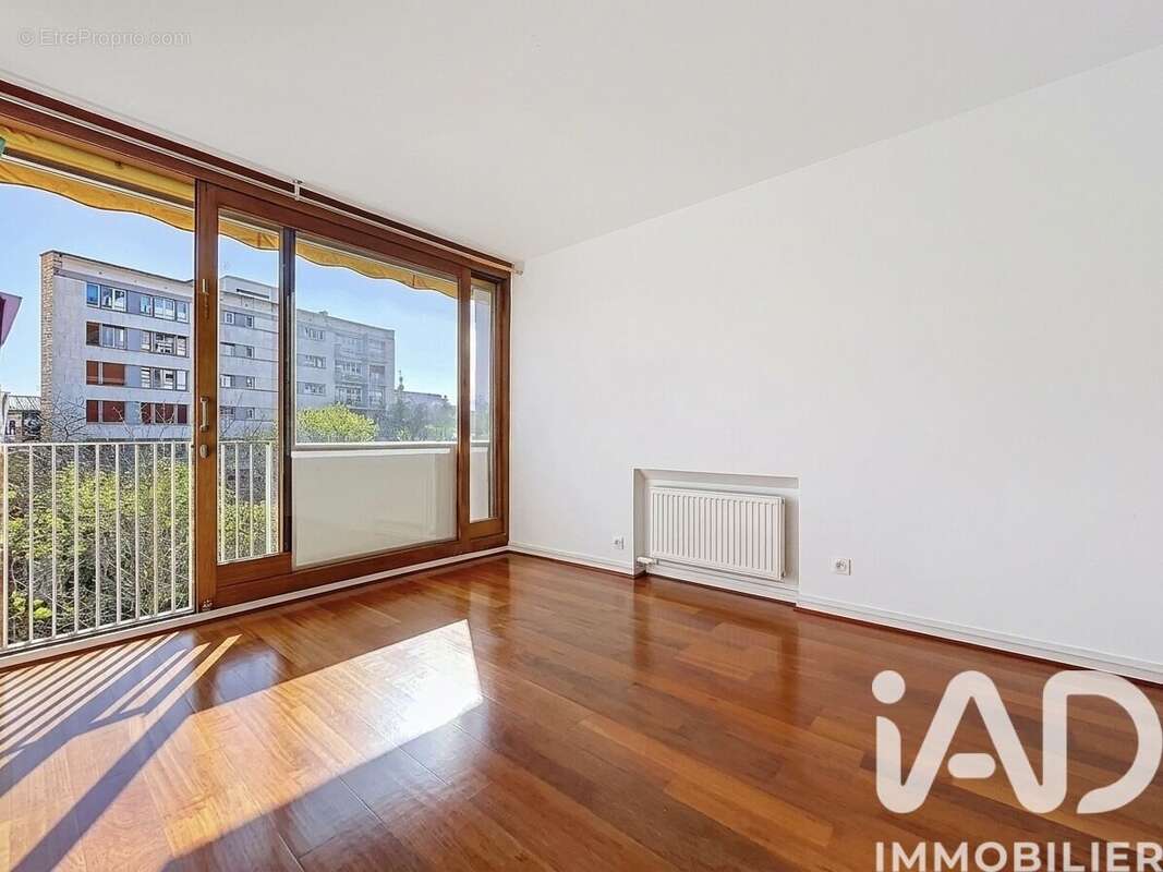 Photo 2 - Appartement à PARIS-16E