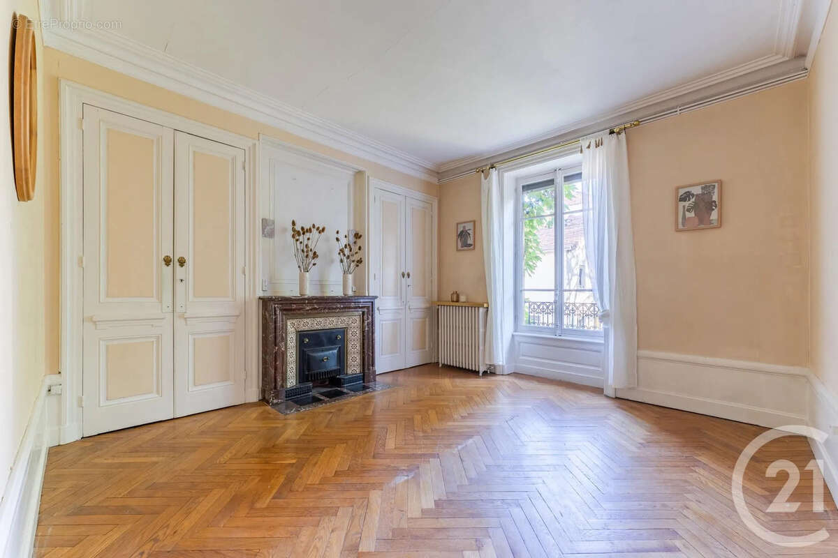 Appartement à VILLEURBANNE