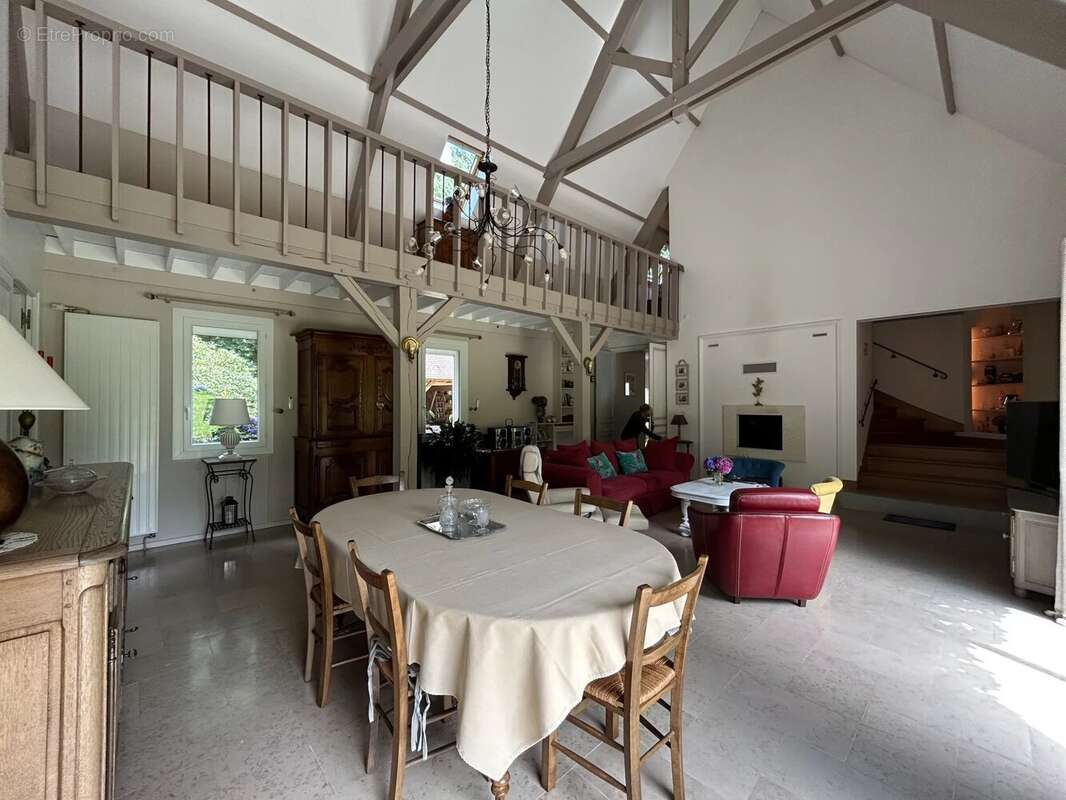 Maison à MORTAGNE-AU-PERCHE